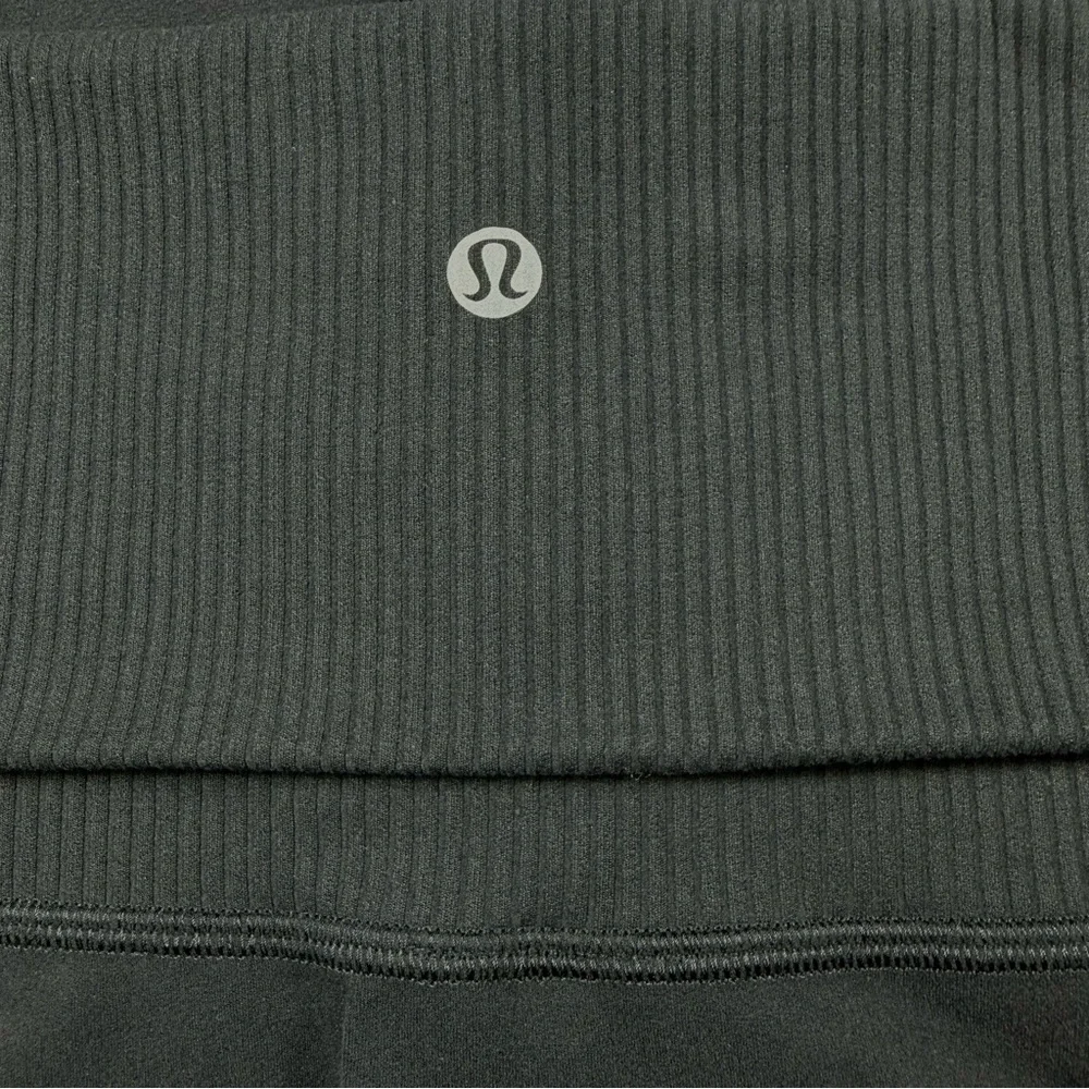 Lululemon Align Super High Rise Ribbed Waist Joggers, 4